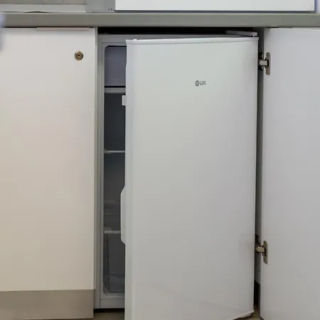 Zig Zag Studio 247 *